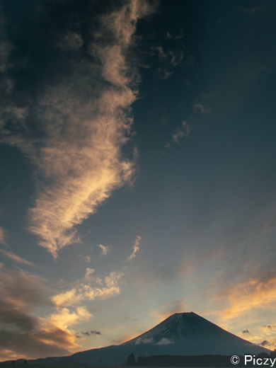 Tough TG-5で撮影した富士山の写真