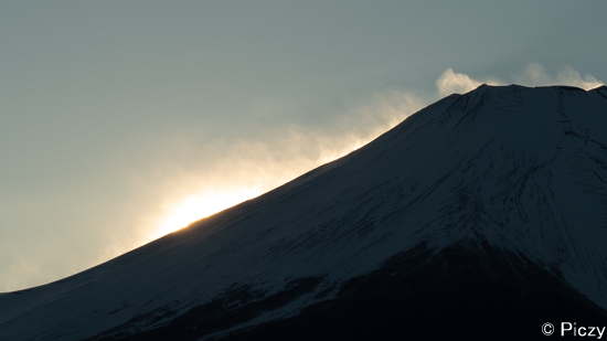 富士山の稜線のクローズアップ