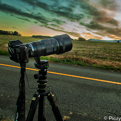 三脚に取り付けたところ